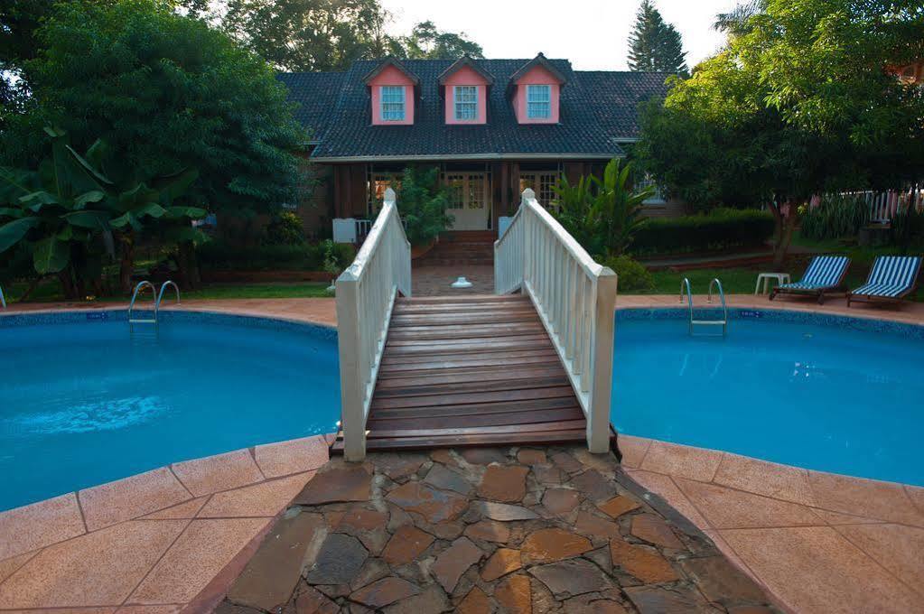 Hotel Posada La Sorgente Puerto Iguazu Exterior photo